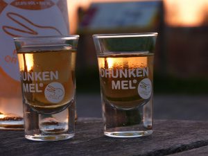 Nieuwsbrief-Nectar-Utrecht-Drunken-Mel-Driebergen-Caramel-Likeur-sfeer04